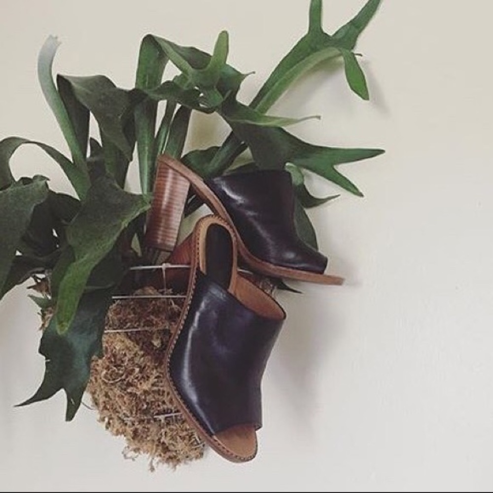 Madewell Finch Leather Mules